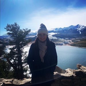 Meet your Posher, Briana